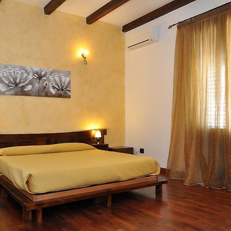 Rooms And Breakfast Zefiro San Vito Lo Capo Luaran gambar