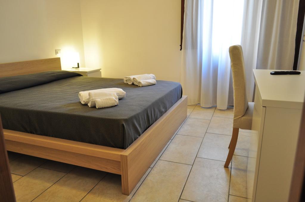 Rooms And Breakfast Zefiro San Vito Lo Capo Bilik gambar