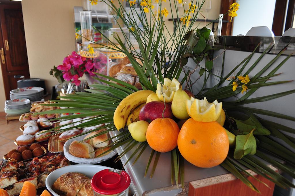 Rooms And Breakfast Zefiro San Vito Lo Capo Luaran gambar