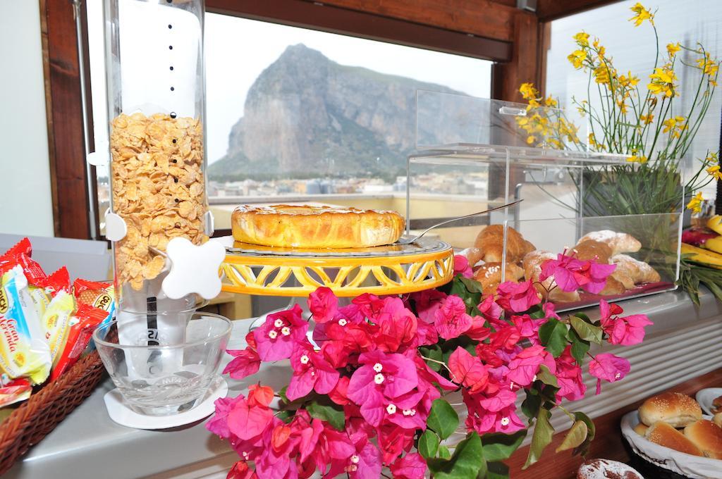 Rooms And Breakfast Zefiro San Vito Lo Capo Luaran gambar
