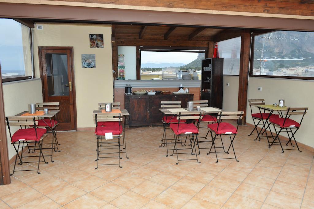 Rooms And Breakfast Zefiro San Vito Lo Capo Luaran gambar