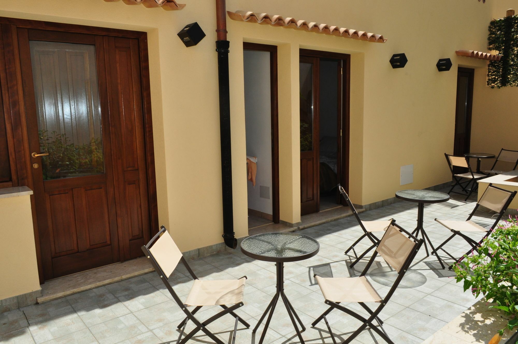 Rooms And Breakfast Zefiro San Vito Lo Capo Luaran gambar