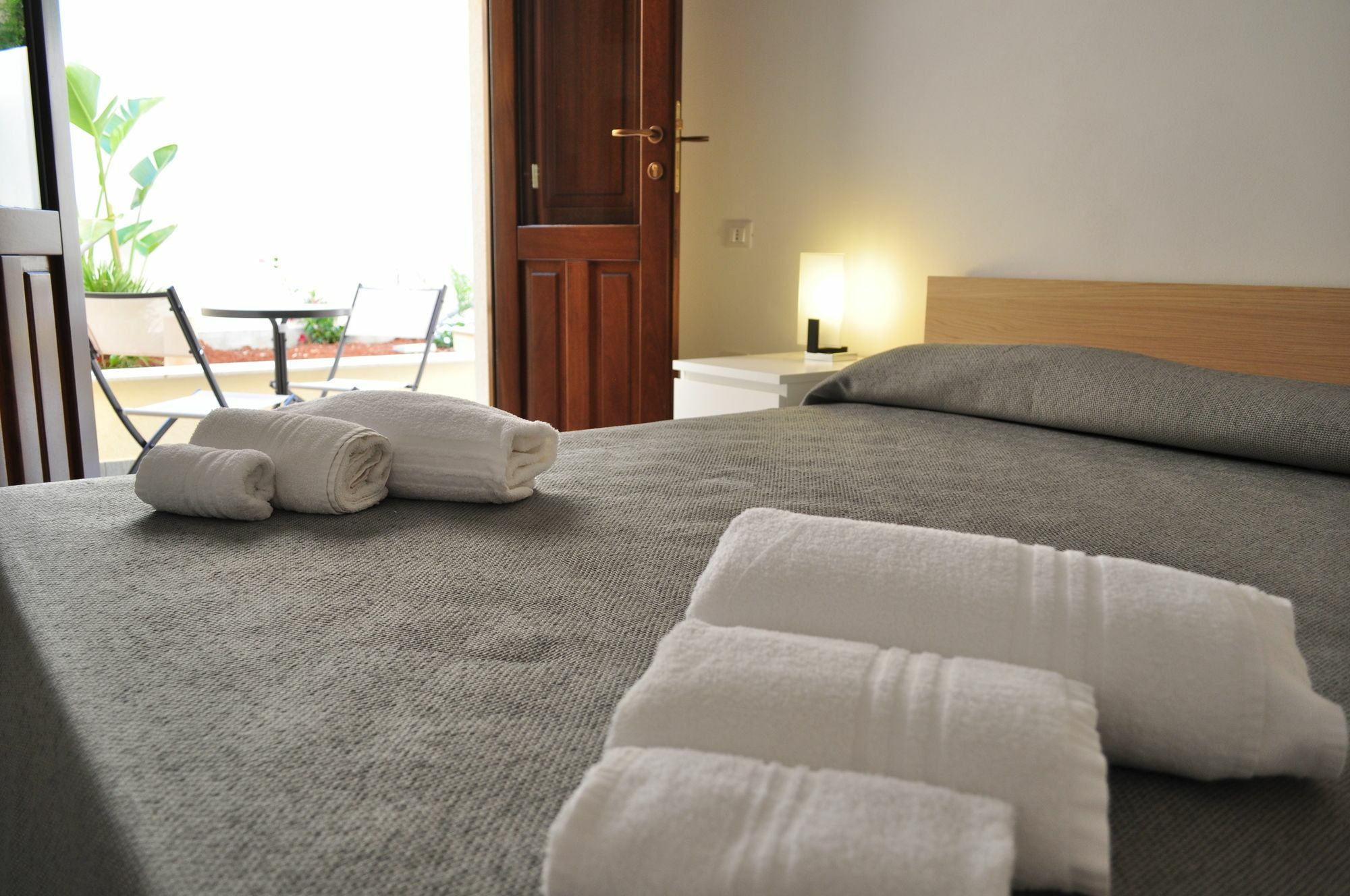 Rooms And Breakfast Zefiro San Vito Lo Capo Luaran gambar